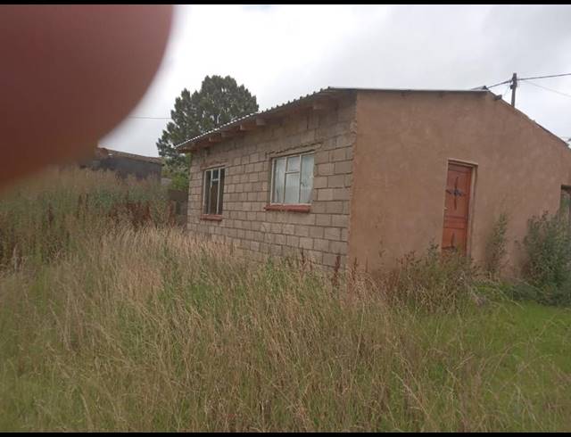 2 BEDROOM HOUSE FOR SALE IN PHUTHADITJABA